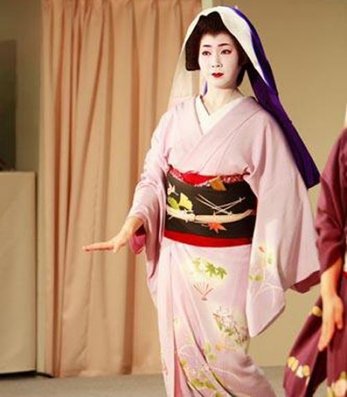 geisha nakamura kiharu biểu diễn geisha nakamura kiharu biểu diễn